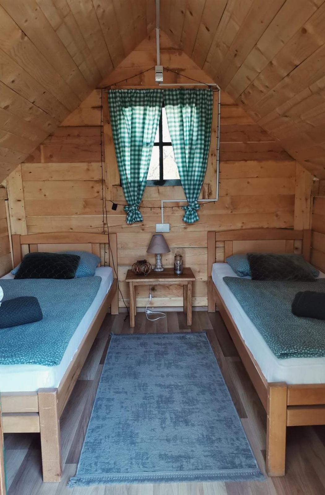 Camp Oaza,lipa Camping Cetinje